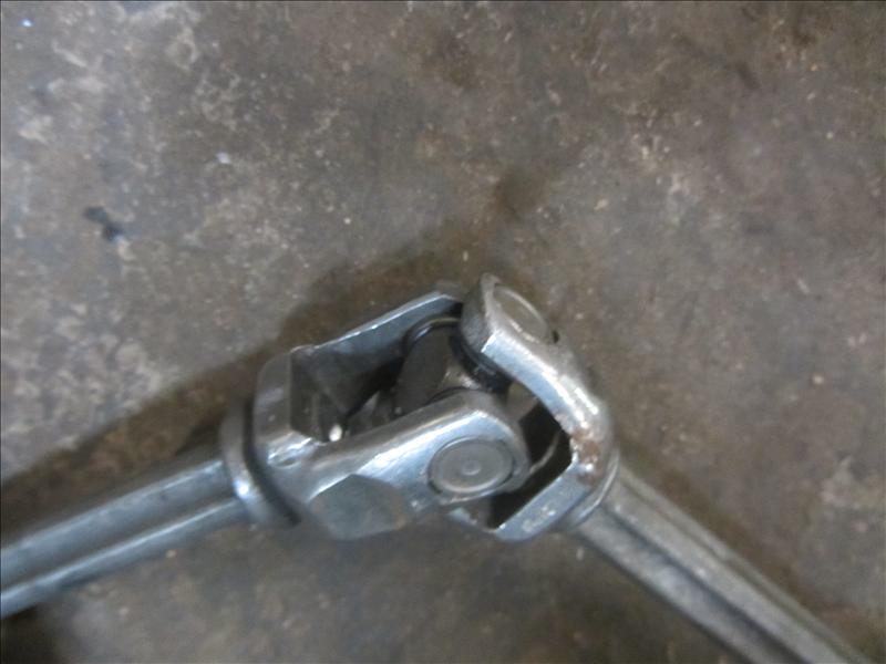 Кардан рулевой карданчик на Audi A6 C6 4F / Ауди А6 С6 2006-2012г.\nОригинал.\nВ отличном состоянии. Без люфта.\nКонтрактная запчасть из Японии. Отправим в регионы ТК.
