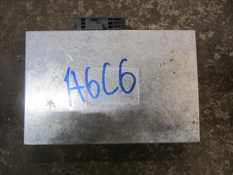 Блок управления телефоном MMI NEC, С автомобиля Audi A6 C6 4F AUK 3.2 бензин AT quattro седан 2004-2011г седан. Дорестайлинг. Контрактная запчасть, авто без пробега по РФ., отличное
