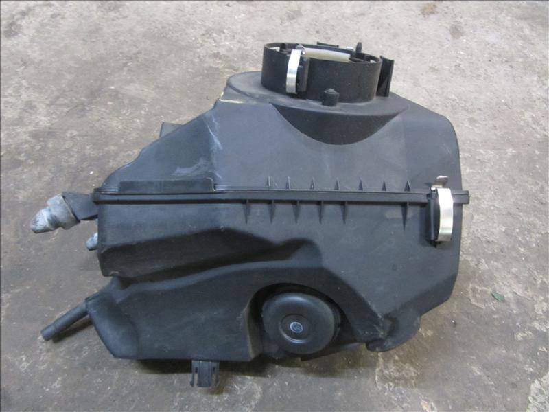 Корпус воздушного фильтра 4F0133835F, С автомобиля Audi A6 C6 4F AUK 3.2 бензин AT quattro седан 2004-2011г седан. Дорестайлинг. Контрактная запчасть, авто без пробега по РФ., отличное