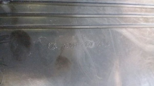 Накладка крышка двигателя M54, BMW 5 E39 двс M54 3.0л 2001г двс № 256S3 306S3 бензин. Контрактная запчасть, авто без пробега по РФ.