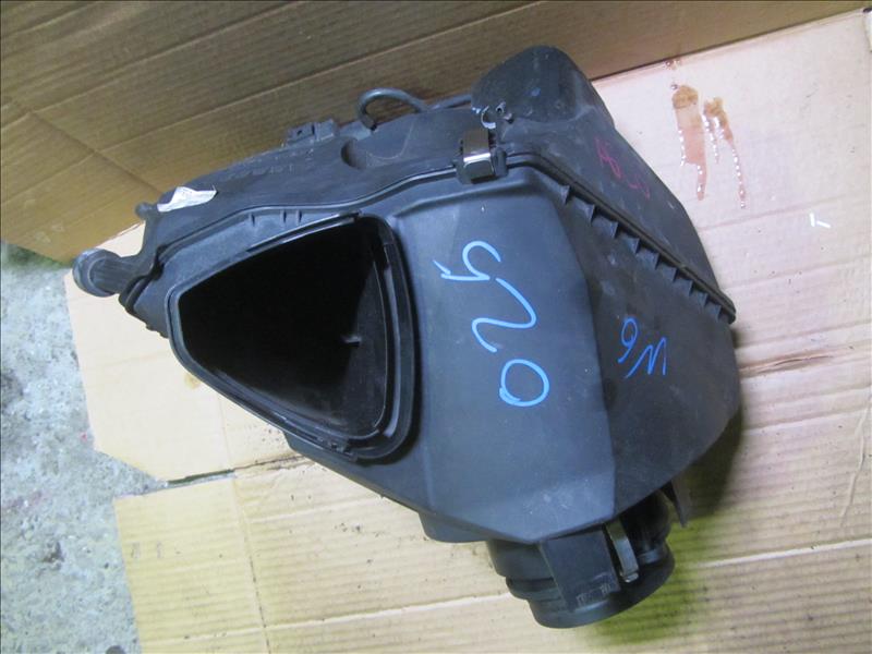 Корпус воздушного фильтра 4F0133835F, С автомобиля Audi A6 C6 4F AUK 3.2 бензин AT quattro седан 2006-2011г седан. Дорестайлинг. Контрактная запчасть, авто без пробега по РФ., отличное