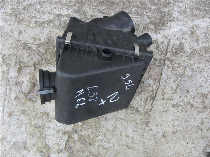 Корпус воздушного фильтра M62 3.5, BMW 7 E38 двс M62 358S2 51252182 3,5 бензин 1994-2001г. Пробег 75 000 км. Контрактная запчасть, авто без пробега по РФ., отличное