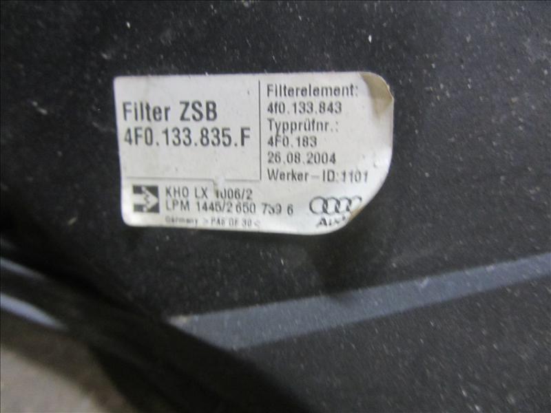 Корпус воздушного фильтра 4F0133835F, С автомобиля Audi A6 C6 4F AUK 3.2 бензин AT quattro седан 2004-2011г седан. Дорестайлинг. Контрактная запчасть, авто без пробега по РФ., отличное