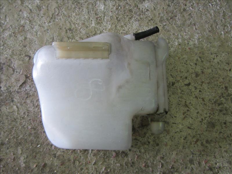Бачок дополнительный, Mercedes W202 C36 бензин M104 2.8 1993-2000г двс 104941 12 071904 8100. Контрактная запчасть. Из Японии. Авто без пробега по РФ., отличное