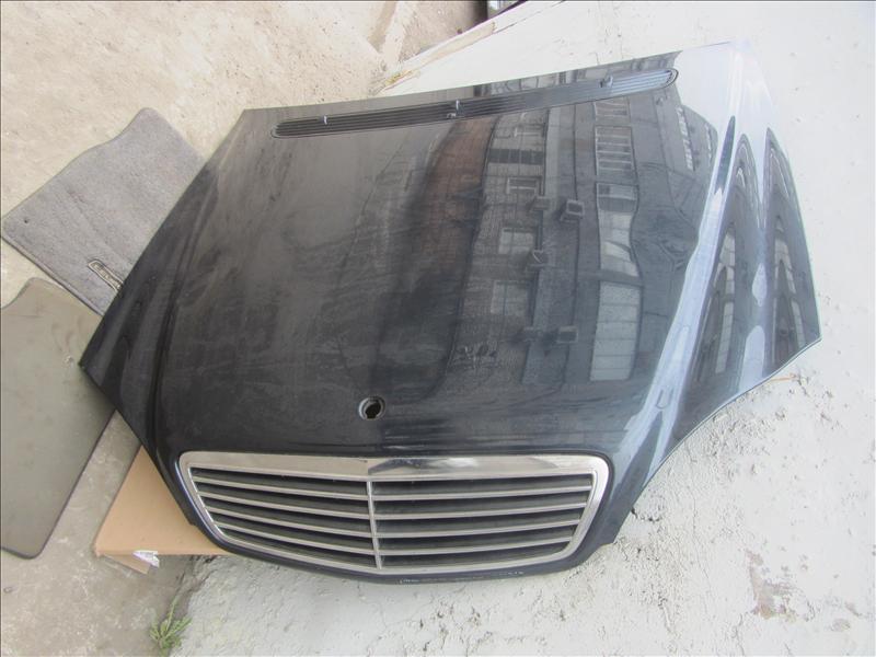 Капот с решеткой радиатора, Автомобиль с аукциона Японии. Mercedes S-klasse W220 2002г M112 3,2 AT двс 112.944 седан 1998-2005г. Задний привод 2WD бензин. Контрактная запчасть, авто без пробега по РФ., отличное