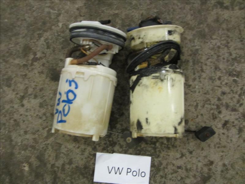 Насос топливный электрический, В разборе с автомобилей VW Polo 3 черный 1.4л двс AHW 329 692 и VW Polo 3 серый 1.4л двс AHW 318 369 период 1999-2001г. Контрактная запчасть, авто без пробега по РФ., отличное, оригинал