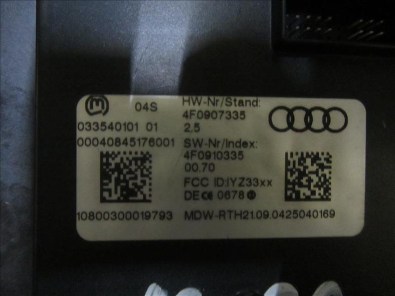 Блок электронный управления бесключевым доступом kessy блок комфорта на Audi A6 C6 4F / Ауди А6 С6 2006-2012г.\nОригинал.\nВ отличном состоянии. Рабочий.\nКонтрактная запчасть из Японии. Гарантия на проверку. Отправим в регионы ТК.