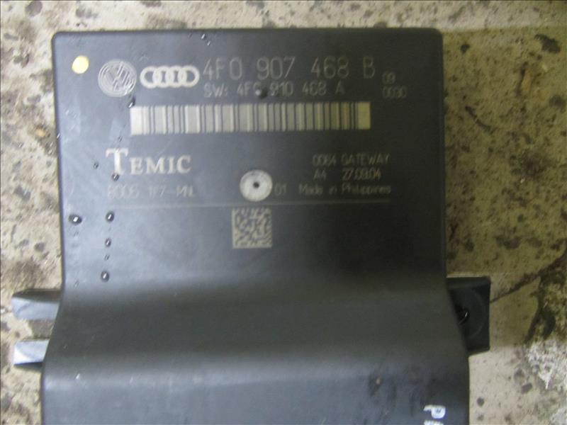 Диагностический интерфейс шин данных, С автомобиля Audi A4 B6 AMB 1.8 Turbo AT Quattro S-Line универсал. Контрактная запчасть, авто без пробега по РФ., отличное