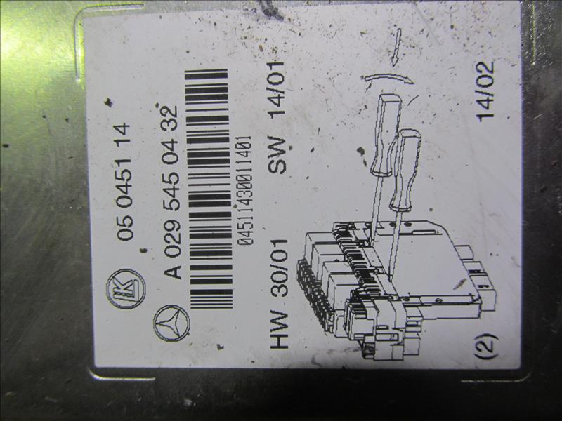 Блок электронный M112 3.2, Автомобиль с аукциона Японии. Mercedes S-klasse W220 2002г M112 3,2 AT двс 112.944 седан 1998-2005г. Задний привод 2WD бензин. Контрактная запчасть, авто без пробега по РФ., отличное