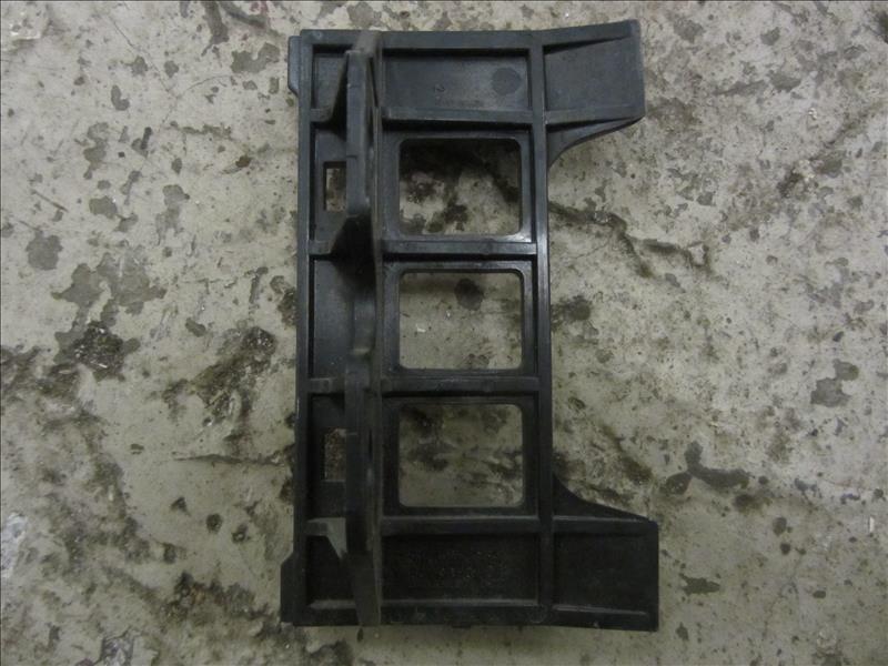 Направляющая крепеж заднего бампера, BMW 7 E38 двс M62 358S2 51252182 3,5 бензин 1994-2001г. Пробег 75 000 км. Контрактная запчасть, авто без пробега по РФ., отличное