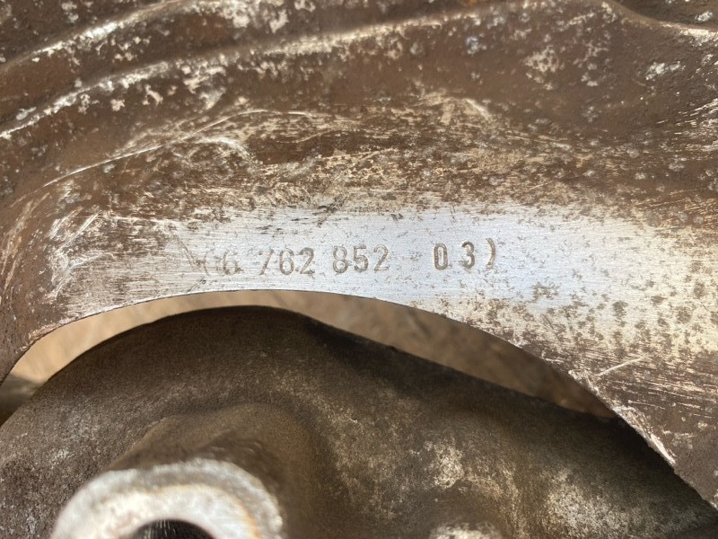 Кулак поворотный передний правый 2WD, С аукциона Японии. BMW 3 E90 323i N52 2.5 л бензин АКПП 2WD 2006г. Контрактная запчасть, авто без пробега по РФ., отличное