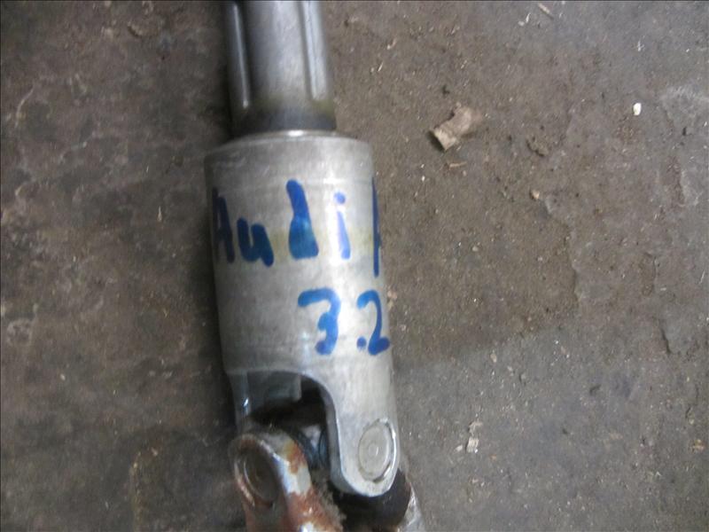 Кардан рулевой карданчик на Audi A6 C6 4F / Ауди А6 С6 2006-2012г.\nОригинал.\nВ отличном состоянии. Без люфта.\nКонтрактная запчасть из Японии. Отправим в регионы ТК.