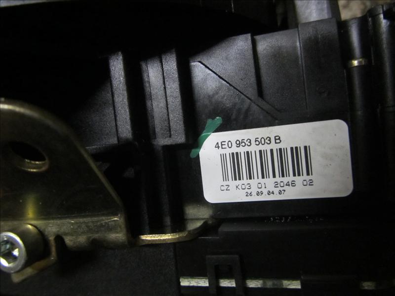 Переключатель стеклоочистителей 4E0953503B, С автомобиля Audi A6 C6 4F AUK 3.2 бензин AT quattro седан 2006-2011г седан. Дорестайлинг. Контрактная запчасть, авто без пробега по РФ., отличное