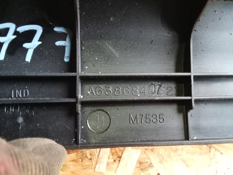 Накладка пороги комплект  W638 / Мерседес Вито 638 1996-2003г.\nДвигатель M111, 111980 / W638 / 2000г.\nОригинал.\nВ отличном состоянии.\nБез дефектов.\nПробег 36200 км по Японии.\nБез пробег по РФ\nКомплектации BRABUS.\nГарантия на установку и проверку.\
