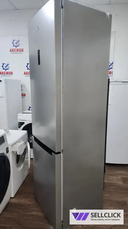 Холодильник Indesit DF 5200 S