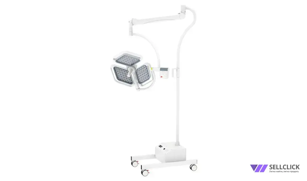 Светильник медицинский хирургический напольный CADUCEUS FL1-L3