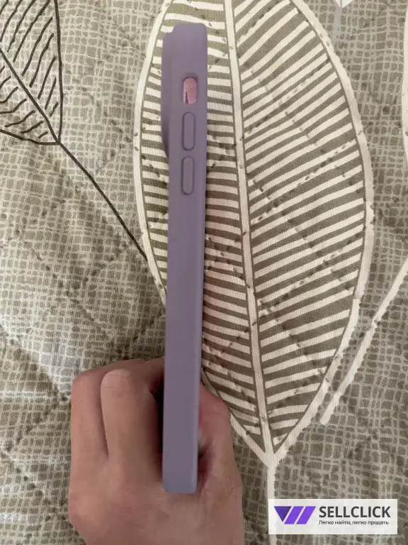 Чехол на iPhone 11