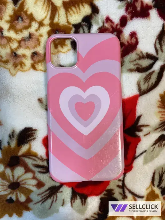 Чехол на iPhone 11
