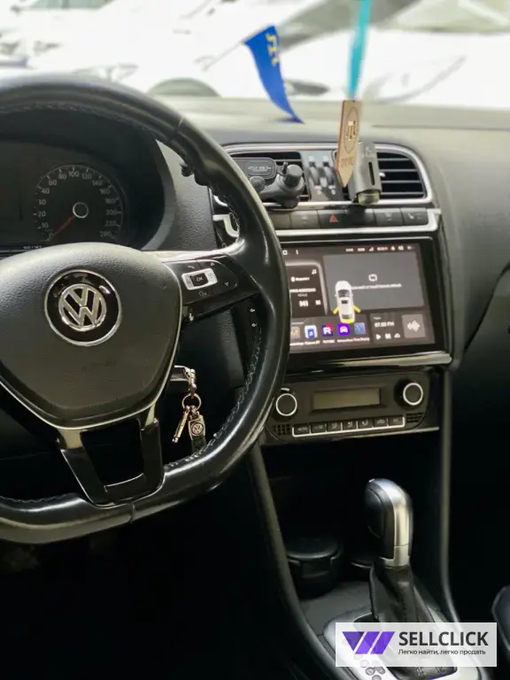 Volkswagen Polo 1.6 Автомат, 2017, 245000 км