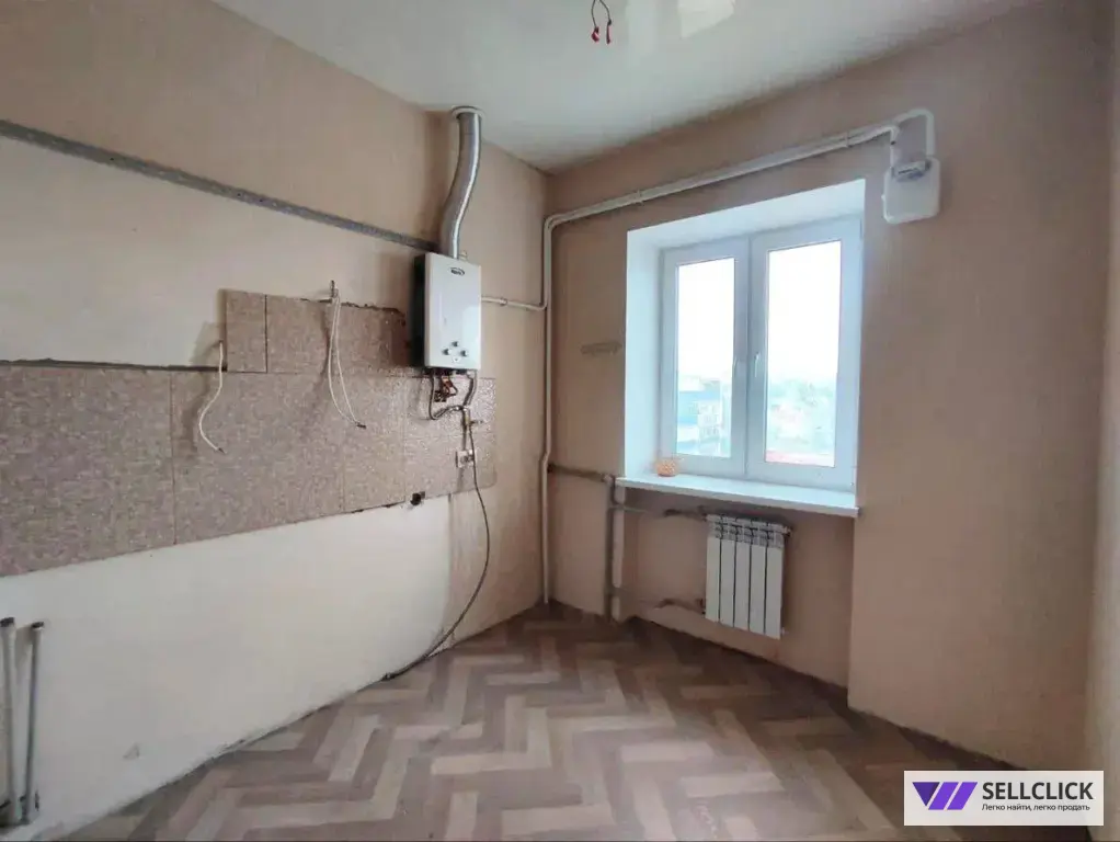 Продается трехкомнатная квартира с видом на море