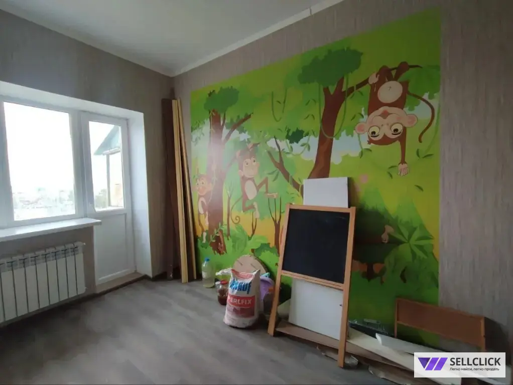 Продается трехкомнатная квартира с видом на море