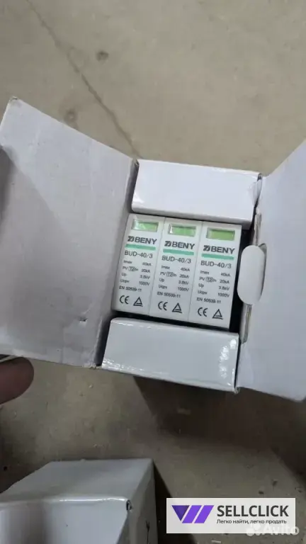 Грозозащитный разрядник ZJBeny BUD-40/3R DC 40kА н