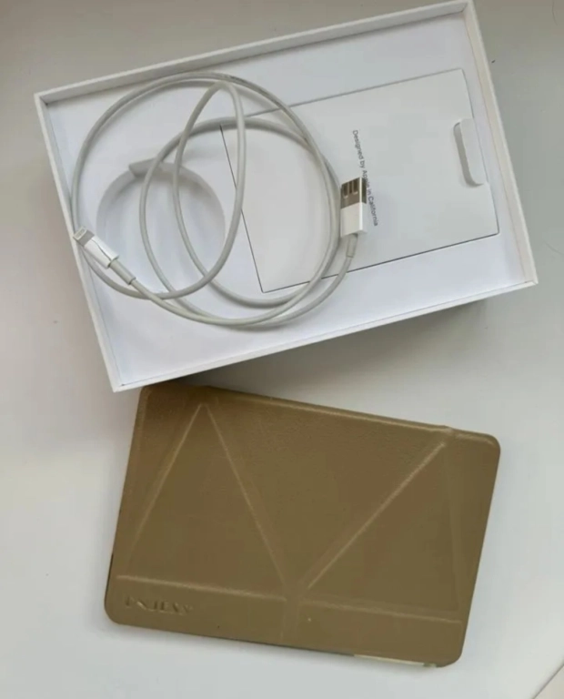 Продается Айпад мини 5 64гб