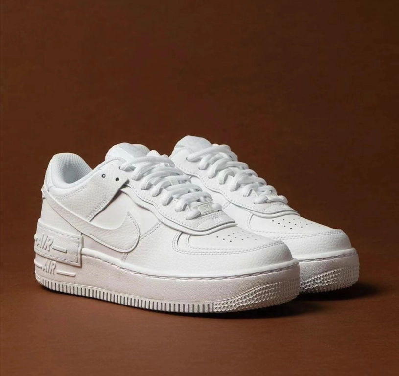 Мужская спортивная обувь