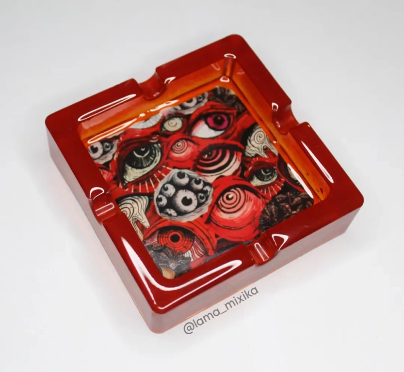 Пепельница