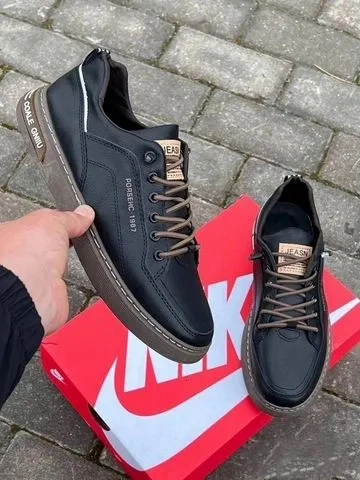 Кроссовки мужские NIKE