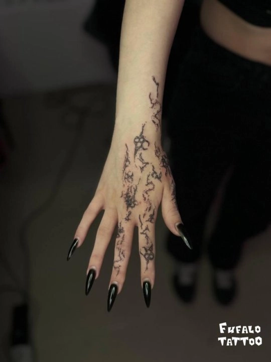 Тату мастер