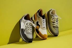 Классические кроссовки