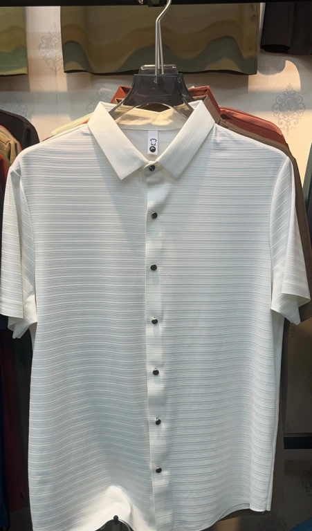 Мужская рубашка