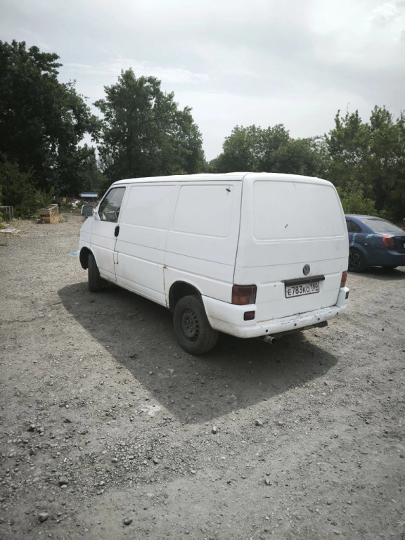 Volkswagen Transporter T4 ( 1993 года )