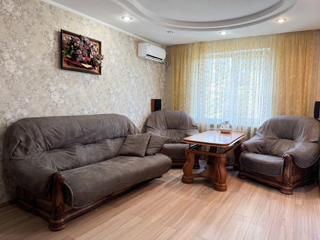 Квартира, 3 комнаты, 60 м², Собственник