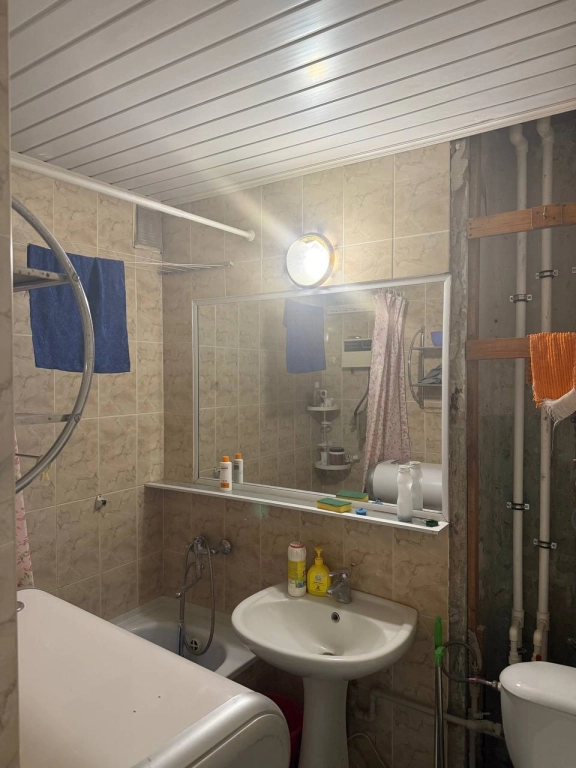 Квартира, 3 комнаты, 61 м², Агент