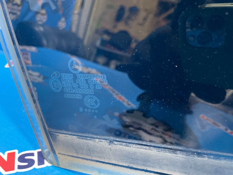 Стекло двери