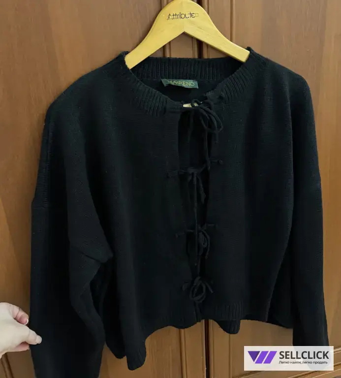 Чёрная укороченная кофта на завязках | Стильный Y2K look