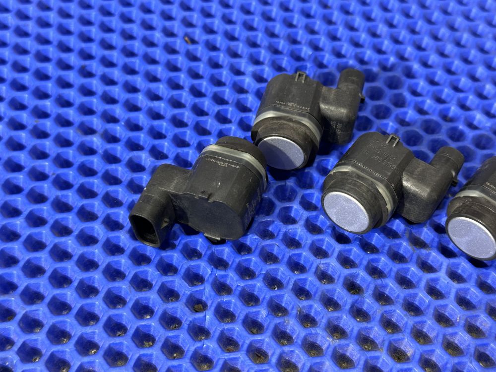 Датчик парктроника BMW F10, F25, F01 цвет 354