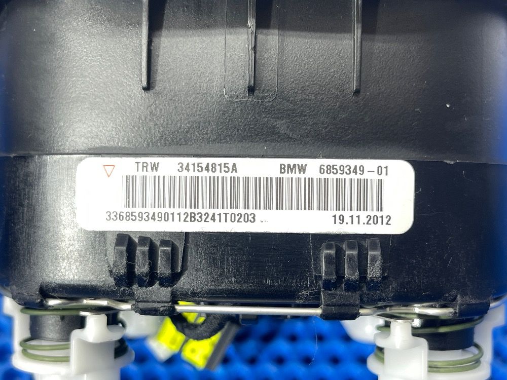 Подушка безопасности в рулевое колесо BMW F30, F20