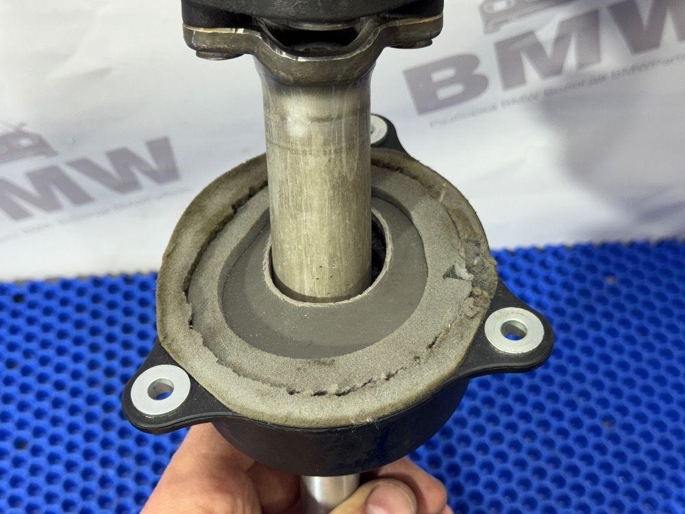 Рулевой карданчик BMW G05, G06, G07