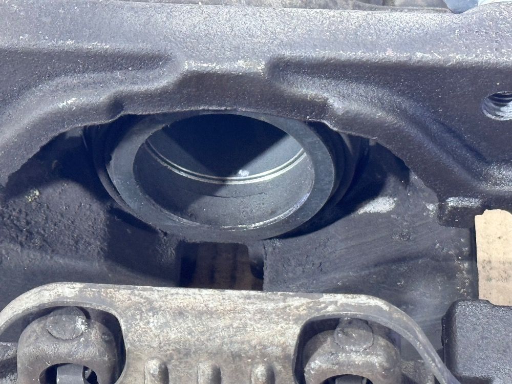 Передний суппорт BMW  E60, E61, E63