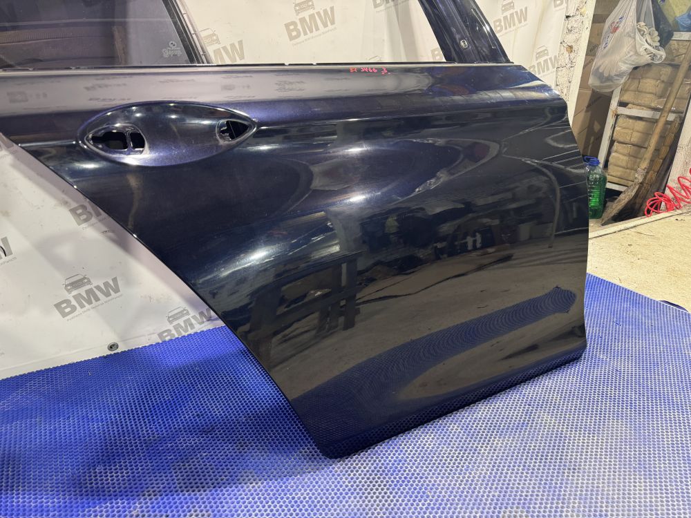 Правая задняя дверь BMW F10 цвет 416  в родне