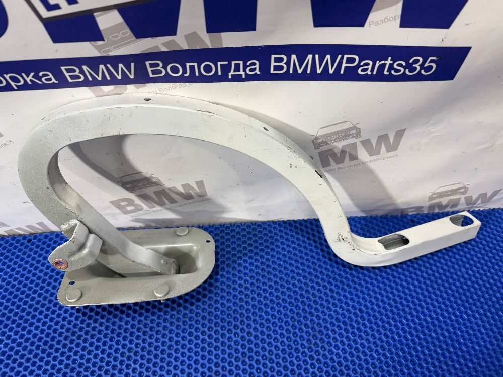 Петля багажной двери правая BMW F30, F32