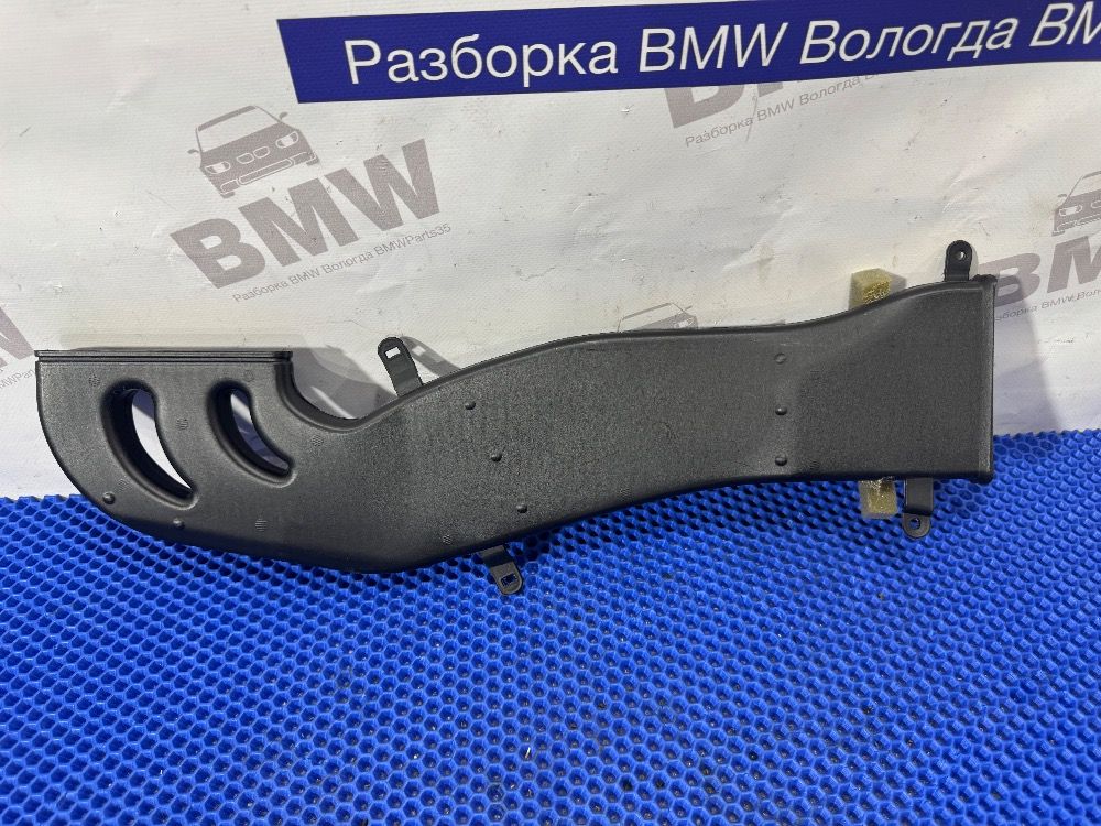 Воздушный канал средний правый BMW F10