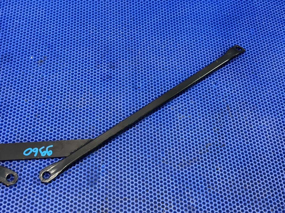 Распорка стоек BMW F30, F20, F34, F32, F36