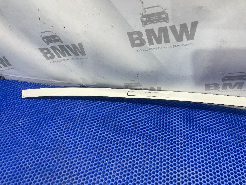 Молдинг крыши BMW F30 Правый цвет 300 оригинал