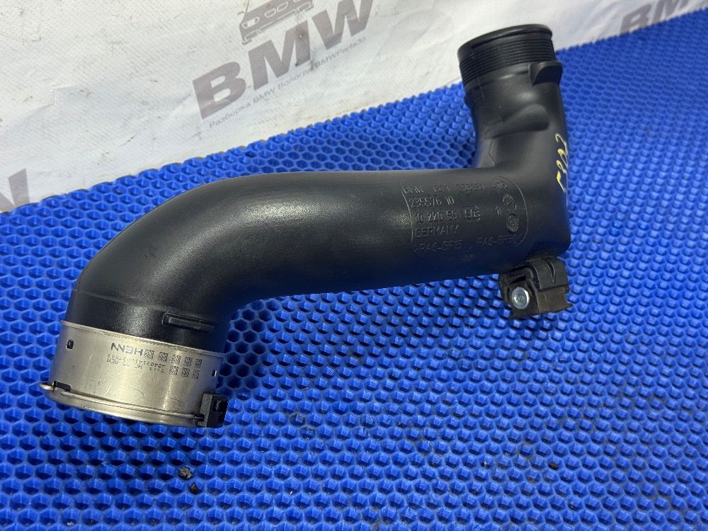 Патрубок интеркулера BMW F10, F01, F07 мотор N55