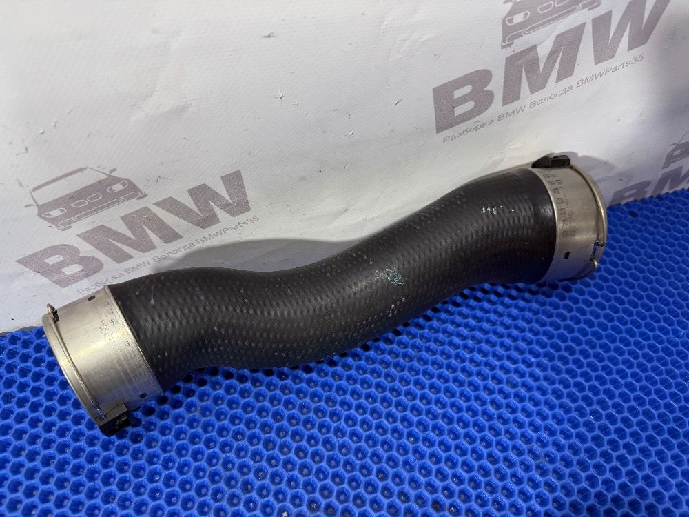 Патрубок интеркулера BMW F30, F32, F34, F20 N55