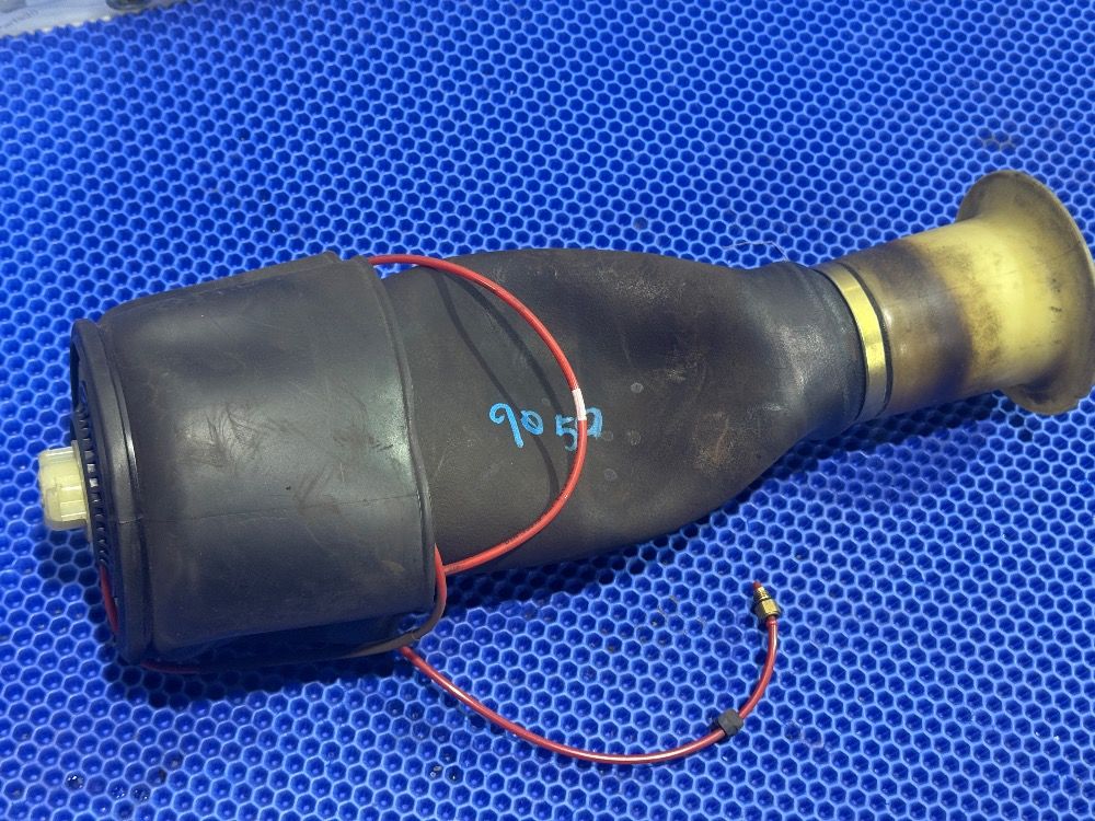 Пневмоподушка BMW F11, F07 FREY 893400801
